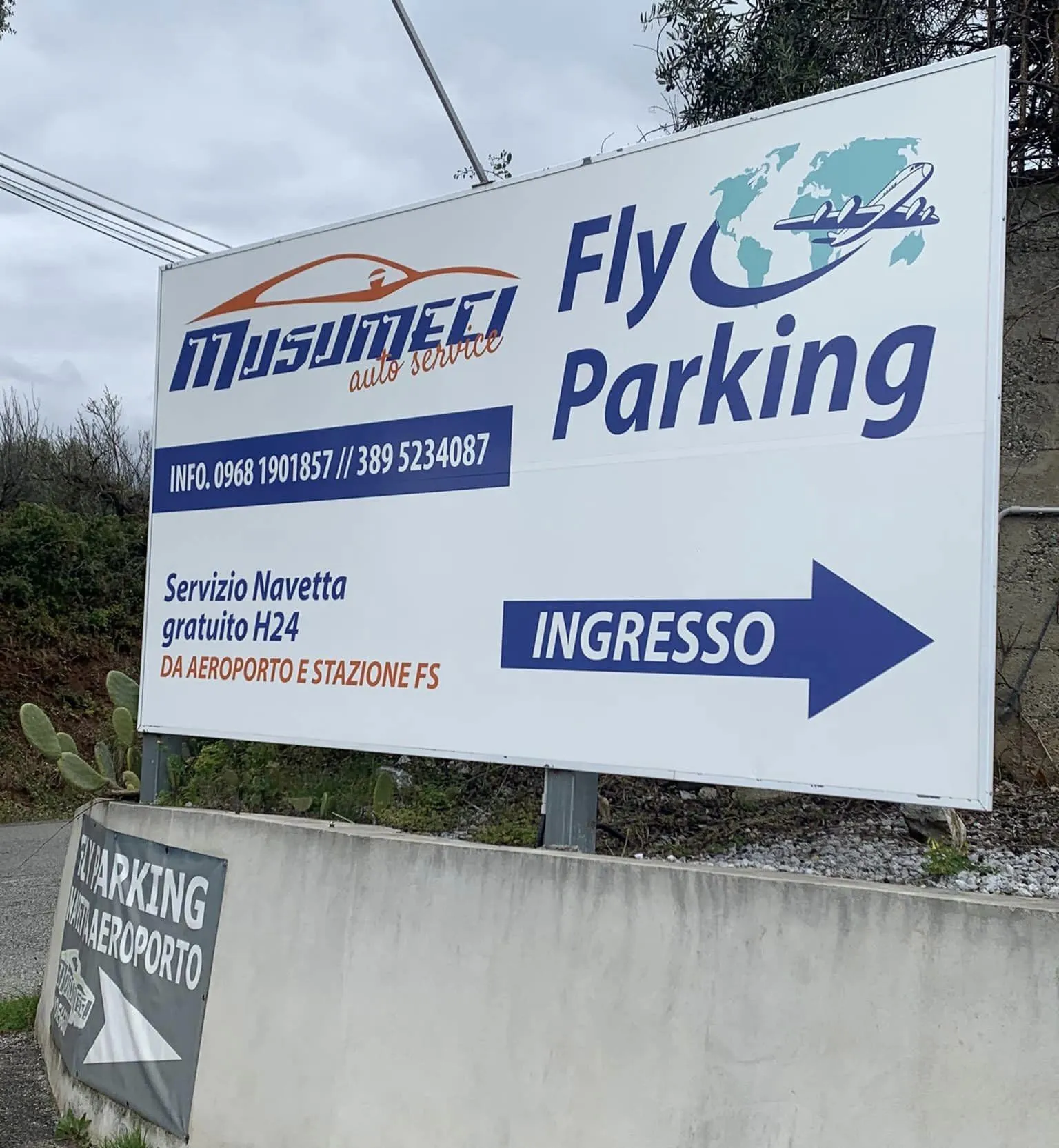 FLY PARKING