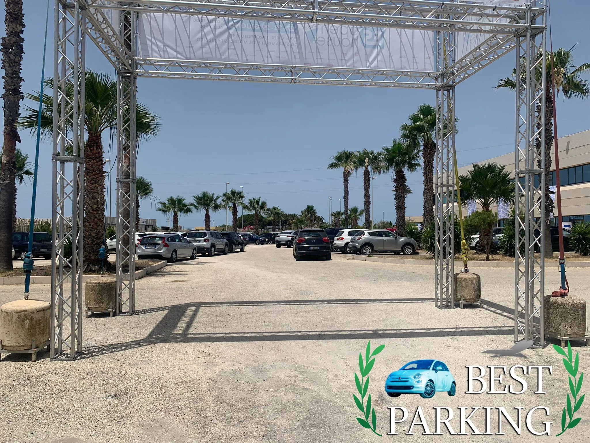 ROBINSON PARKING