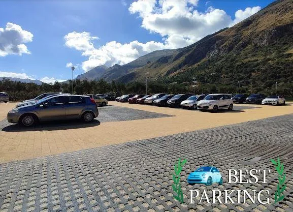 PIRAINETO AIRPORT PARKING