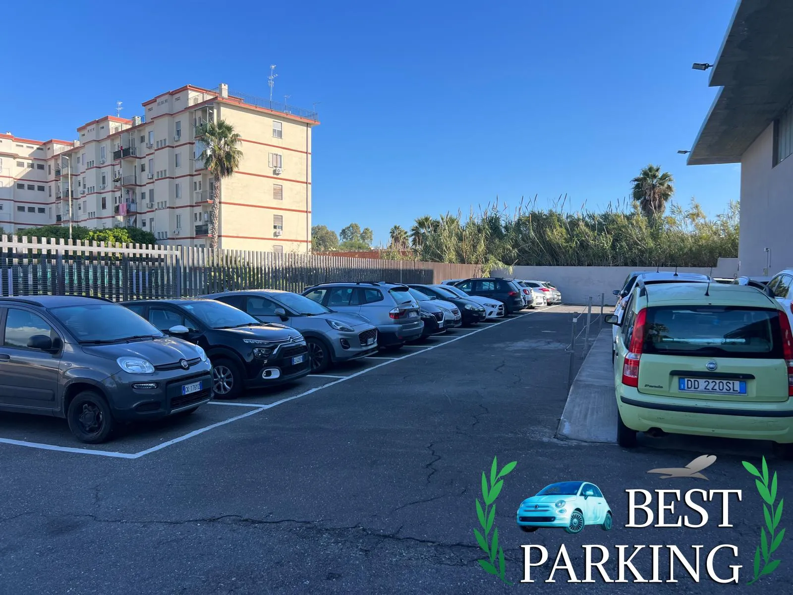 BORGO PALOMBAIO PARKING