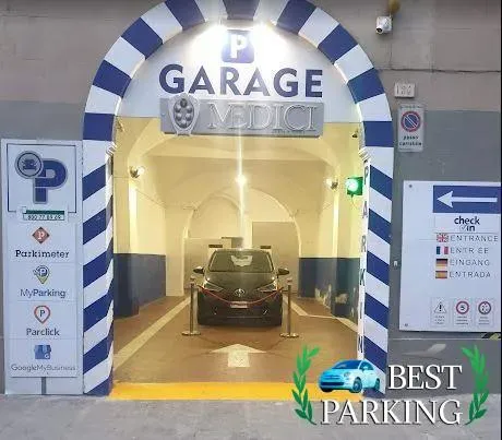 STAZIONE SMN PARKING CLUB