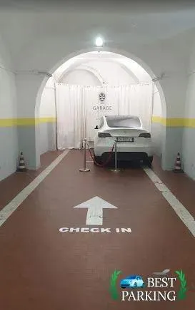 STAZIONE SMN PARKING CLUB